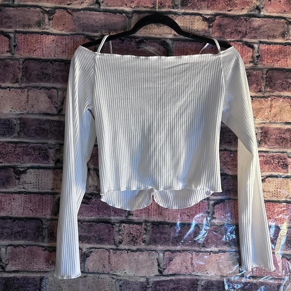 White Ribbed Ruched Off-Shoulder Long Sleeve Crop Top - Picture 8 of 15